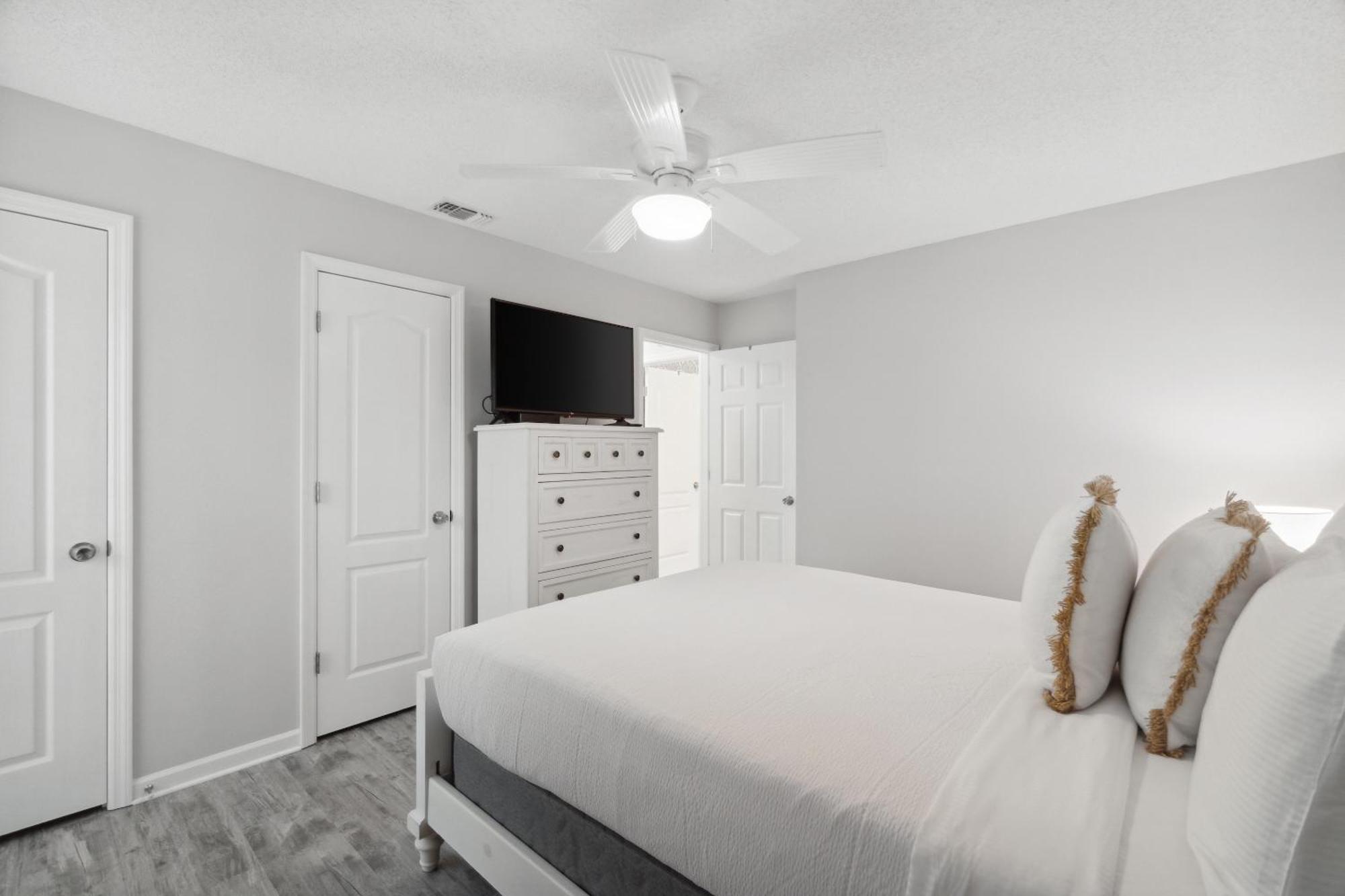 Horizon South By Panhandle Getaways Panama City Beach Room photo