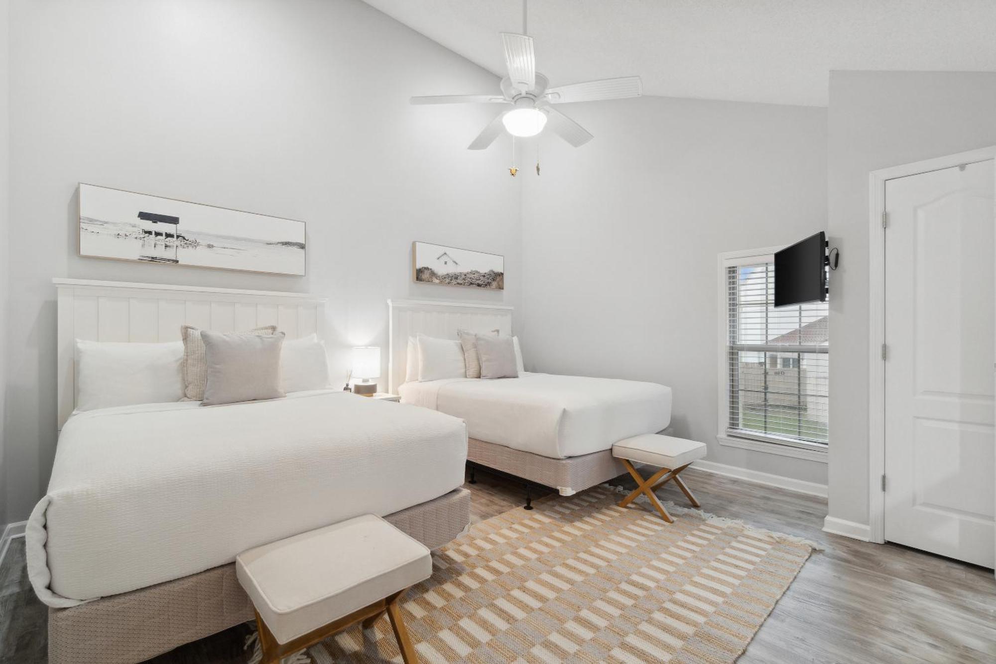 Horizon South By Panhandle Getaways Panama City Beach Room photo
